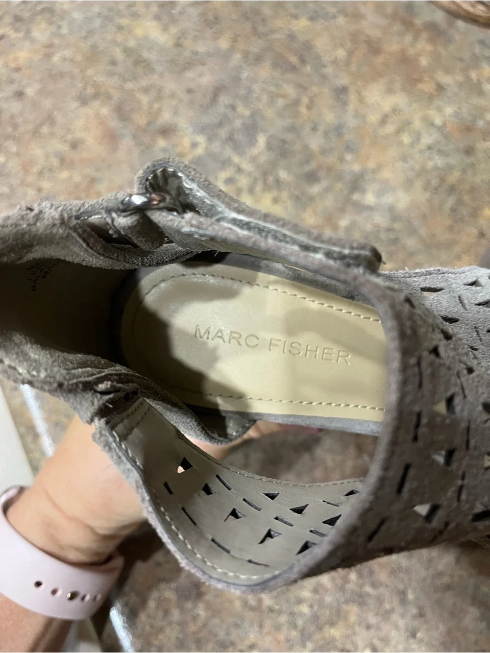 Marc Fisher Helina Suede Espadrille Wedge 6.5M Taupe Gray Laser Cut Boho